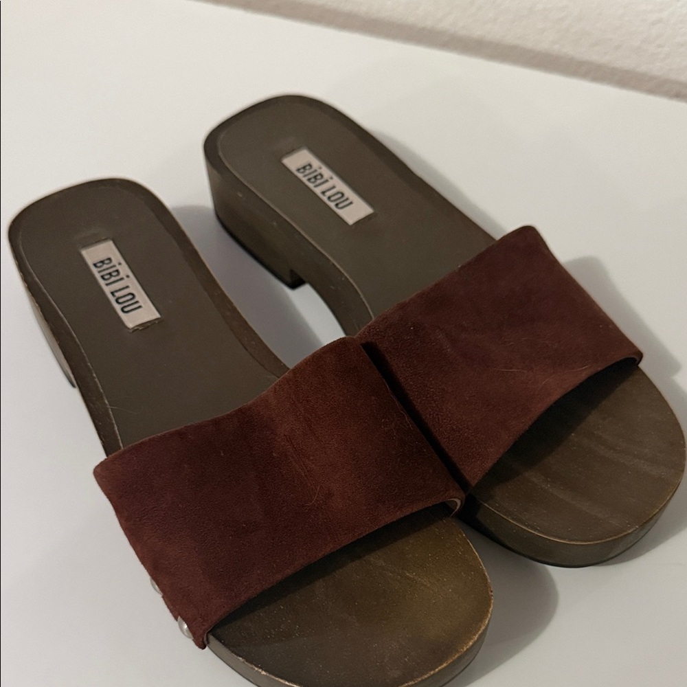 Bibi Lou Women's Burgundy Suede Slide Mules